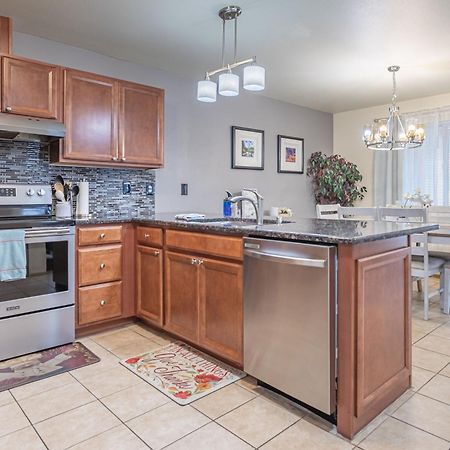 Walk To Downtown Leavenworth * Sleeps 6 + Pets * Ground Level Gem! Lägenhet Exteriör bild