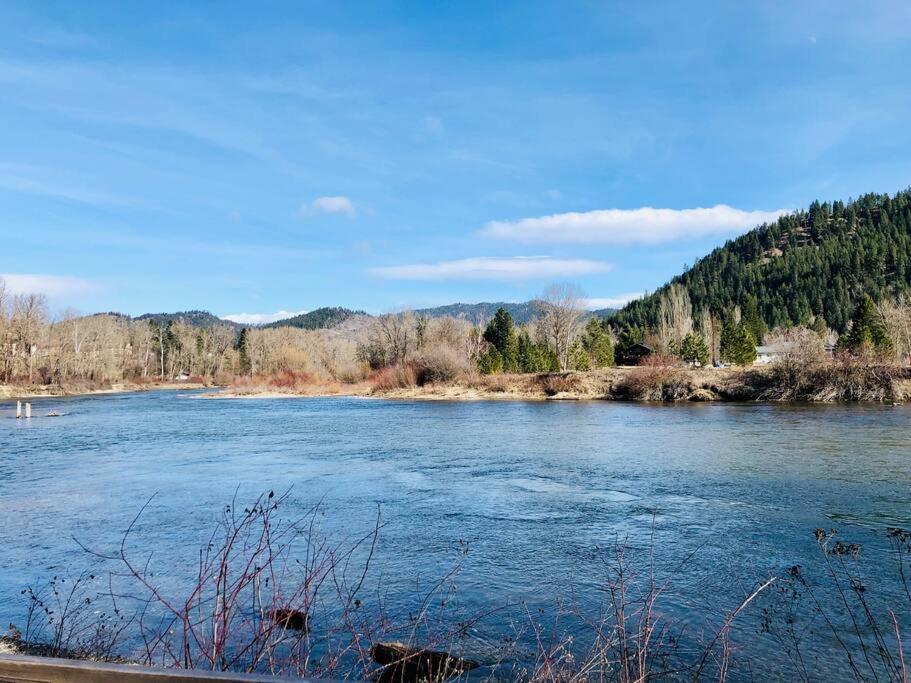 Walk To Downtown Leavenworth * Sleeps 6 + Pets * Ground Level Gem! Lägenhet Exteriör bild