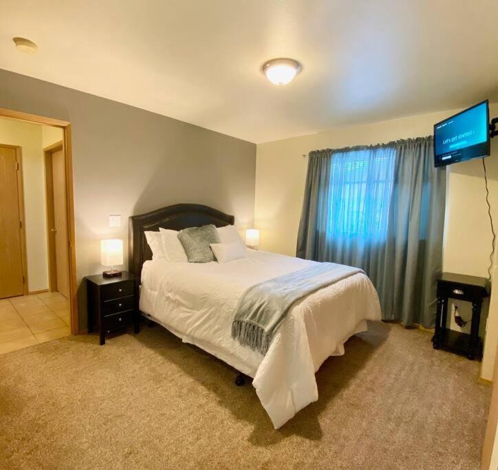 Walk To Downtown Leavenworth * Sleeps 6 + Pets * Ground Level Gem! Lägenhet Exteriör bild