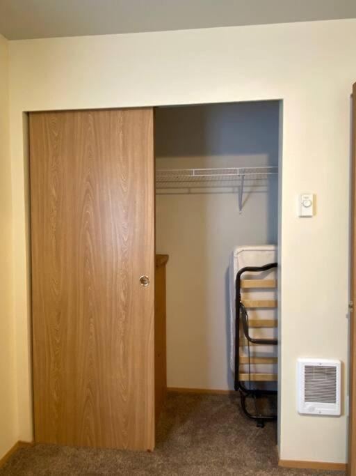 Walk To Downtown Leavenworth * Sleeps 6 + Pets * Ground Level Gem! Lägenhet Exteriör bild