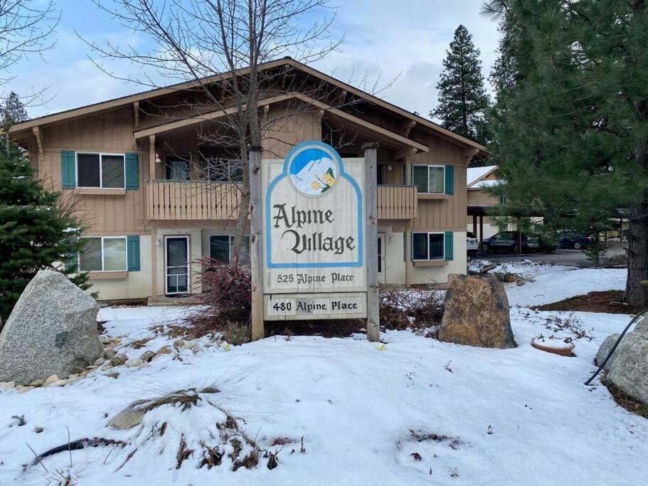 Walk To Downtown Leavenworth * Sleeps 6 + Pets * Ground Level Gem! Lägenhet Exteriör bild