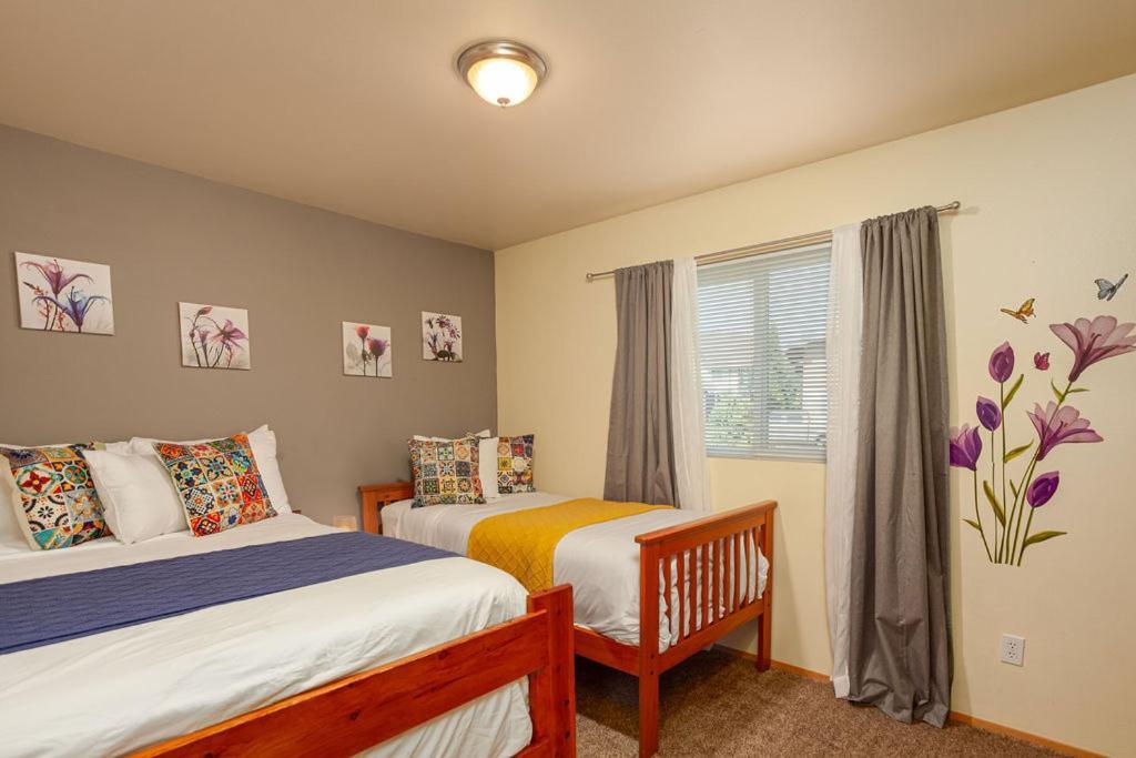Walk To Downtown Leavenworth * Sleeps 6 + Pets * Ground Level Gem! Lägenhet Exteriör bild