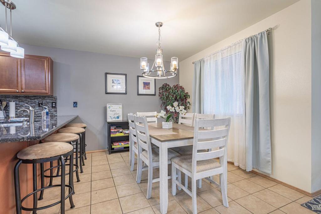 Walk To Downtown Leavenworth * Sleeps 6 + Pets * Ground Level Gem! Lägenhet Exteriör bild