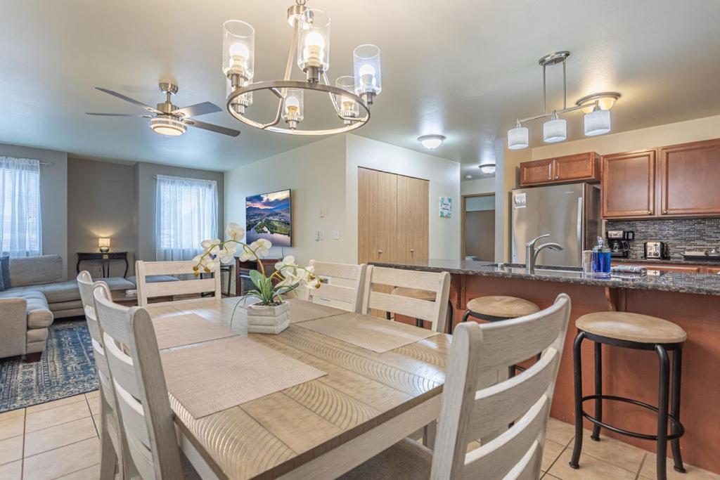 Walk To Downtown Leavenworth * Sleeps 6 + Pets * Ground Level Gem! Lägenhet Exteriör bild